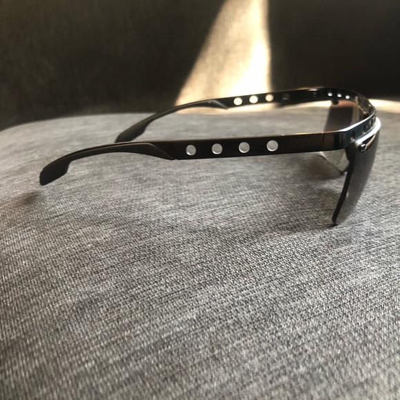 Prada Sunglasses - Picture 6 of 8